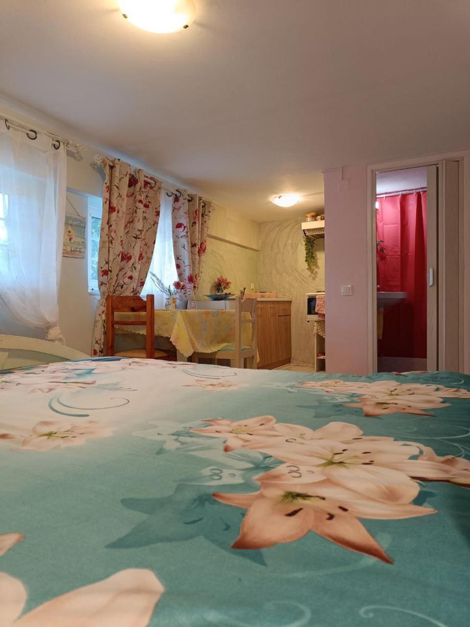 Maria Guesthouse Aliveri Room photo